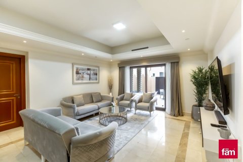 Apartament w Palm Jumeirah, Dubai, ZEA 3 sypialnie, 455.9 mkw. nr 695344