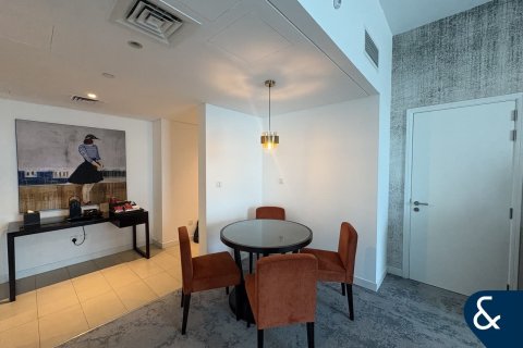 Apartmen di Jumeirah Lake Towers, Dubai, UAE 1 bilik tidur, 80 meter persegi № 667723 - foto 2