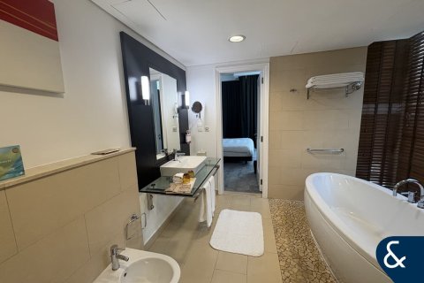 Apartmen di Jumeirah Lake Towers, Dubai, UAE 1 bilik tidur, 80 meter persegi № 667723 - foto 7