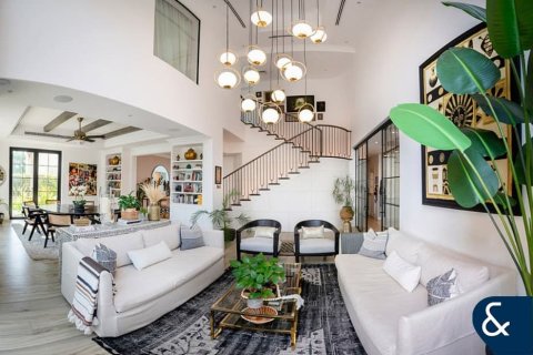 Huvila Jumeirah Islands, Dubai, Arabiemiraatit 4 makuuhuonetta, 530 m2 № 667725 - kuva 10