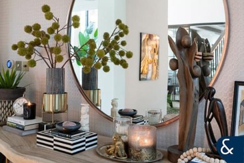 Huvila Jumeirah Islands, Dubai, Arabiemiraatit 4 makuuhuonetta, 530 m2 № 667725 - kuva 7