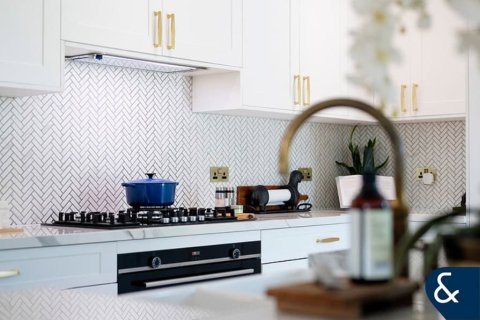 Huvila Jumeirah Islands, Dubai, Arabiemiraatit 4 makuuhuonetta, 530 m2 № 667725 - kuva 21