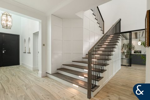 Huvila Jumeirah Islands, Dubai, Arabiemiraatit 4 makuuhuonetta, 530 m2 № 667725 - kuva 27