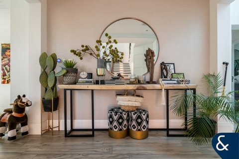 Huvila Jumeirah Islands, Dubai, Arabiemiraatit 4 makuuhuonetta, 530 m2 № 667725 - kuva 5