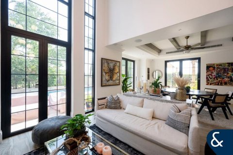 Huvila Jumeirah Islands, Dubai, Arabiemiraatit 4 makuuhuonetta, 530 m2 № 667725 - kuva 9