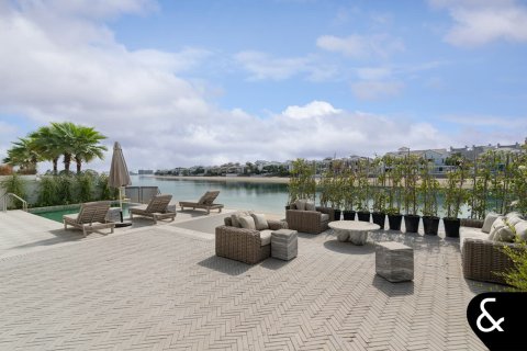 Villa til salgs i Palm Jumeirah, Dubai, Emiratene 5 soverom, 465 kvm Nr. 667726 - Foto 21