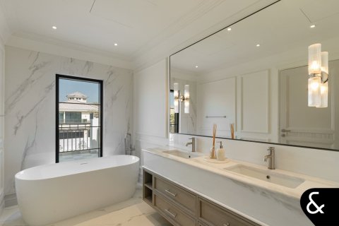 Villa til salgs i Palm Jumeirah, Dubai, Emiratene 5 soverom, 465 kvm Nr. 667726 - Foto 25
