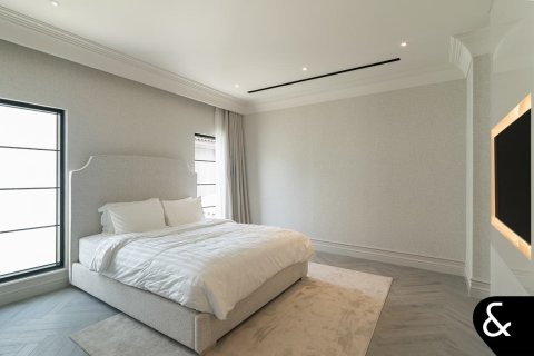 Villa til salgs i Palm Jumeirah, Dubai, Emiratene 5 soverom, 465 kvm Nr. 667726 - Foto 28