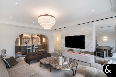 Villa til salgs i Palm Jumeirah, Dubai, Emiratene 5 soverom, 465 kvm Nr. 667726 - Foto 5