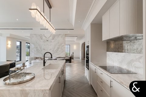 Villa til salgs i Palm Jumeirah, Dubai, Emiratene 5 soverom, 465 kvm Nr. 667726 - Foto 14