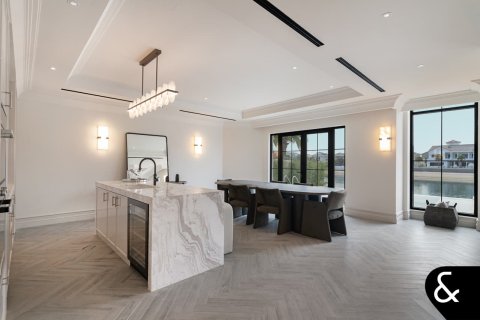 Villa til salgs i Palm Jumeirah, Dubai, Emiratene 5 soverom, 465 kvm Nr. 667726 - Foto 8