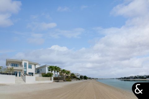 Villa til salgs i Palm Jumeirah, Dubai, Emiratene 5 soverom, 465 kvm Nr. 667726 - Foto 23