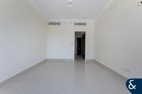 Lakás itt: Downtown Dubai (Downtown Burj Dubai), EAE, 2 hálószoba, 130 m², azonosító: 667331 - fénykép 5