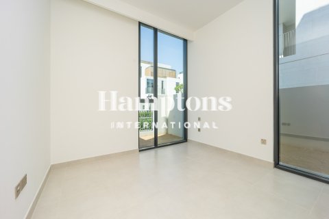 Villa zur Miete in Arabian Ranches 3, Dubai, VAE 4 Schlafzimmer, 447.99963369 m2 Nr. 695668 - Foto 10