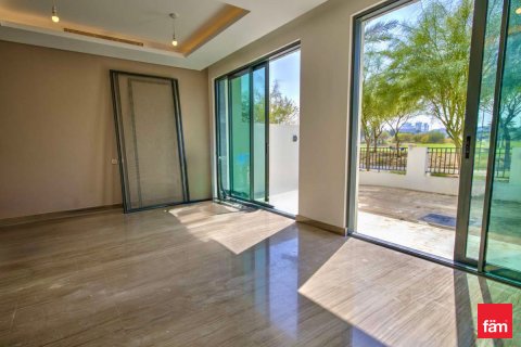 Villa te koop in Dubai, VAE 4 slaapkamers, 154.1 vr.m., nr 692999 - foto 3