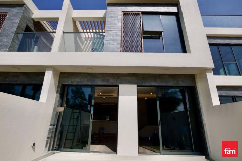 Villa te koop in Dubai, VAE 4 slaapkamers, 154.1 vr.m., nr 692999 - foto 24