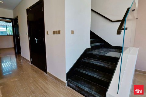 Villa te koop in Dubai, VAE 4 slaapkamers, 154.1 vr.m., nr 692999 - foto 5