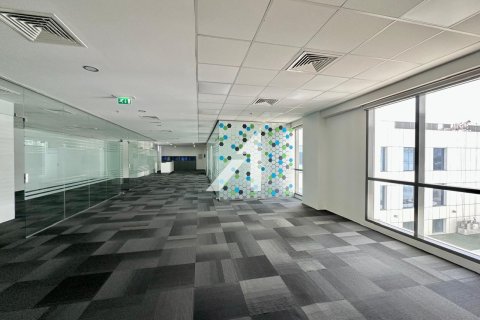 Зняти в оренду офіс в Дубай Инвестмент Парк, ОАЕ 722м2, № 691963 - фото 3