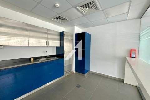 Зняти в оренду офіс в Дубай Инвестмент Парк, ОАЕ 722м2, № 691963 - фото 14
