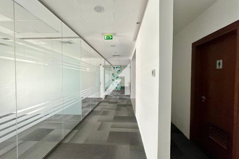 Зняти в оренду офіс в Дубай Инвестмент Парк, ОАЕ 722м2, № 691963 - фото 9