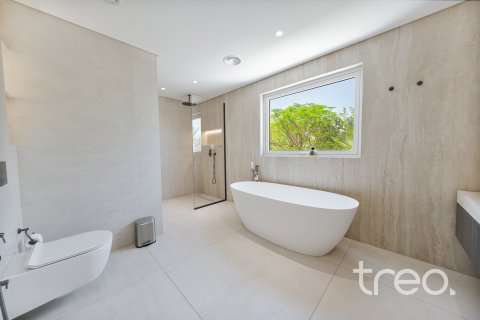 Villa itt: Meadows, Dubai, EAE, 5 hálószoba, 418.06 m², azonosító: 733047 - fénykép 10