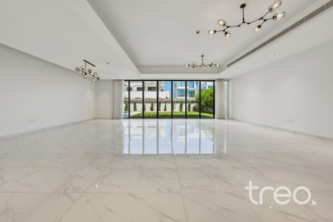 Villa till försäljning i Jumeirah Park, Dubai, UAE 5 sovrum, 591.7 kvm Nr. 733043 - fotografi 7