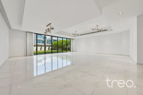 Villa till försäljning i Jumeirah Park, Dubai, UAE 5 sovrum, 591.7 kvm Nr. 733043 - fotografi 5