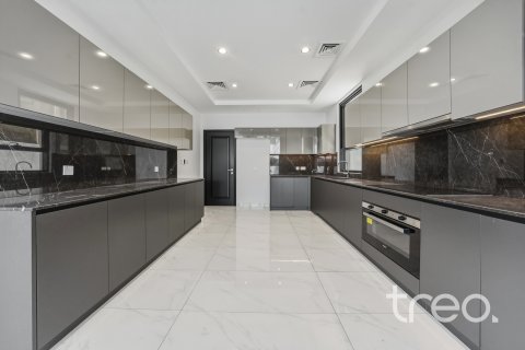 Villa till försäljning i Jumeirah Park, Dubai, UAE 5 sovrum, 591.7 kvm Nr. 733043 - fotografi 8