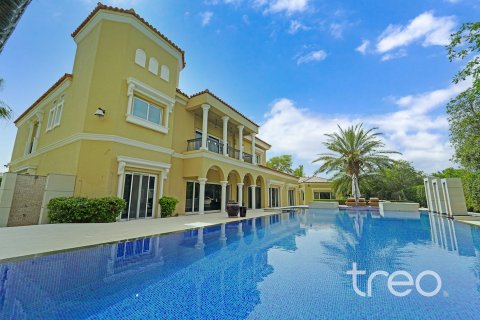 Villa asukohaga Green Community, Dubai, AÜE: 5 magamistoaga, 836.13 m² Nr 733042