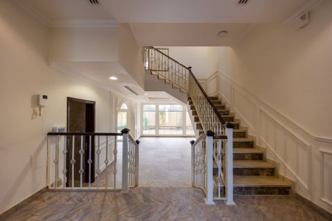 Komerční nemovitost v Baniyas, Abu Dhabi, SAE 5 ložnice, 508 m² Č.: 594963 - fotografie 6