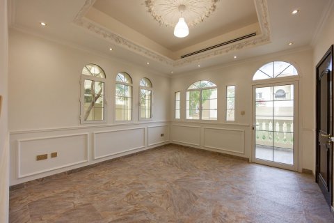 Komerční nemovitost v Baniyas, Abu Dhabi, SAE 5 ložnice, 508 m² Č.: 594963 - fotografie 11
