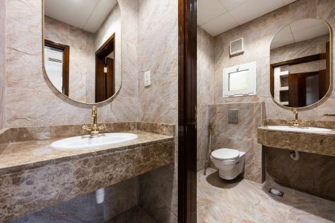 Komerční nemovitost v Baniyas, Abu Dhabi, SAE 5 ložnice, 508 m² Č.: 594963 - fotografie 22