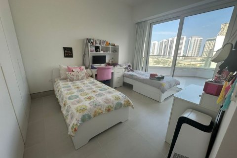 Apartment in Al Reem Island, Abu Dhabi, UAE 2 bedrooms, 214 sq.m. № 595069 - photo 13