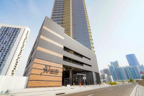 Apartment in Al Reem Island, Abu Dhabi, UAE 2 bedrooms, 214 sq.m. № 595069 - photo 30