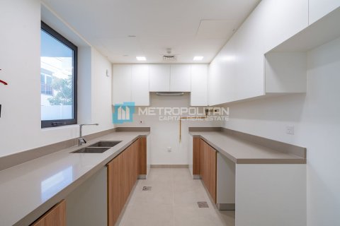 Řadový dům v Al Ghadeer, Abu Dhabi, SAE 3 ložnice, 199 m² Č.: 595072 - fotografie 4