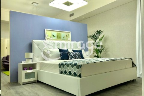Apartment in Al Reem Island, Abu Dhabi, UAE 1 bedroom, 87.7 sq.m. № 571806 - photo 2