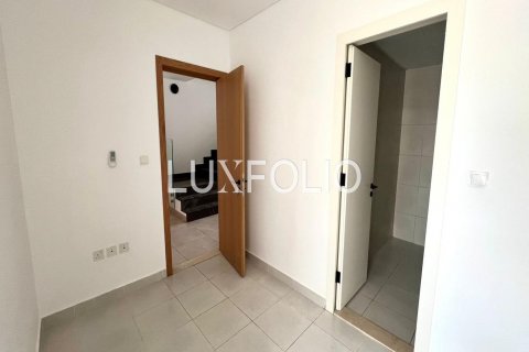 Townhouse in Jumeirah Golf Estates, Dubai, UAE 4 bedrooms, 322 sq.m. № 628343 - photo 11