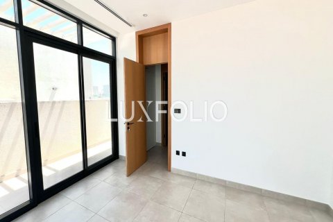 Townhouse in Jumeirah Golf Estates, Dubai, UAE 4 bedrooms, 322 sq.m. № 628343 - photo 10