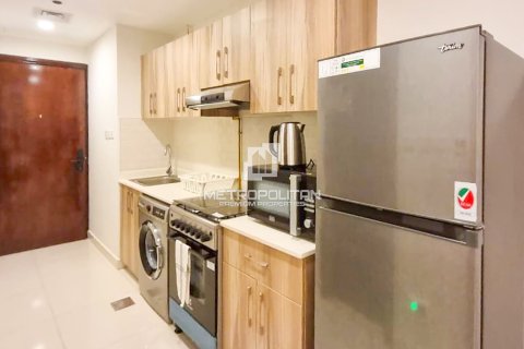 Lägenhet till försäljning i Dubai Sports City, Dubai, UAE 31 kvm Nr. 730236 - fotografi 5
