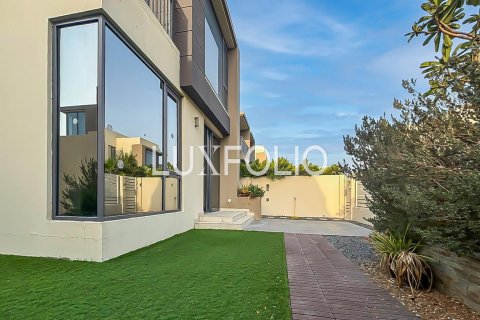Dubai Hills Estate, Dubai, संयुक्त अरब अमीरात में विला, 4 बेडरूम, 299 वर्ग मीटर, संख्या 628300 - फ़ोटो 2