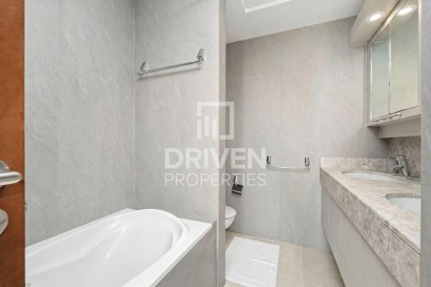 Lakás itt: Downtown Dubai (Downtown Burj Dubai), Dubai, EAE, 3 hálószoba, 170.76 m², azonosító: 746744 - fénykép 23