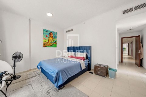 Apartment in Downtown Dubai (Downtown Burj Dubai), Dubai, UAE 3 bedrooms, 221.02 sq.m. № 746742 - photo 10
