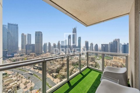 Apartment in Downtown Dubai (Downtown Burj Dubai), Dubai, UAE 3 bedrooms, 221.02 sq.m. № 746742 - photo 6