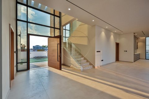 Vila na Yas Island, Abu Dhabi, SAE 5 ložnice, 525 m² Č.: 614985 - fotografie 16