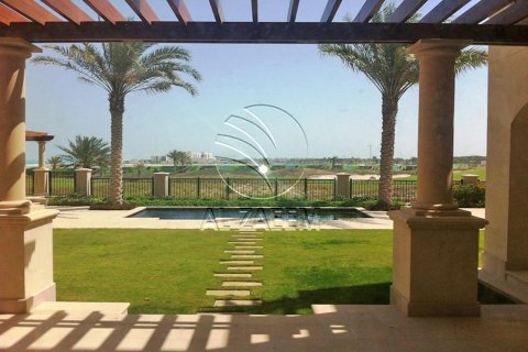 Villa on the Saadiyat Island, Abu Dhabi, UAE 4 bedrooms, 695 sq.m. № 616021 - photo 3