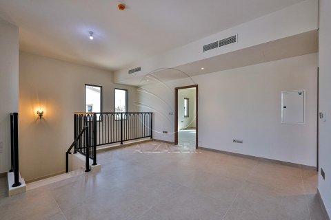 Khalifa City、Abu Dhabi、UAE にあるタウンハウス販売中 3ベッドルーム、254 m2、No616023 - 写真 21