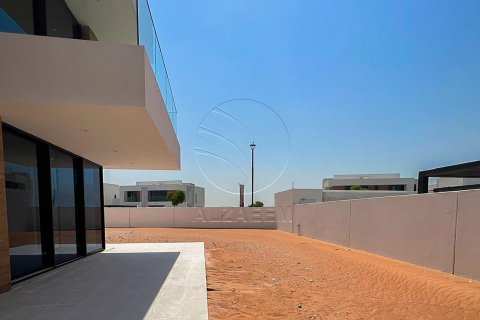 Vilë në Saadiyat Island, Abu Dhabi, Emiratet e Bashkuara Arabe 5 dhoma gjumi, 894 m2. № 616019 - Foto 2