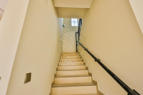 Townhouse in Khalifa City, Abu Dhabi, UAE 2 bedrooms, 123 sq.m. № 616018 - photo 9