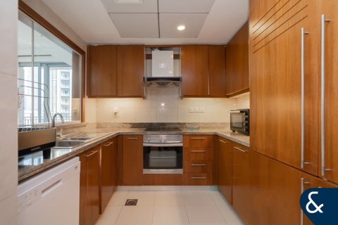 Appartement te koop in Downtown Dubai (Downtown Burj Dubai), Dubai, VAE 2 slaapkamers, 122 vr.m., nr 667203 - foto 8