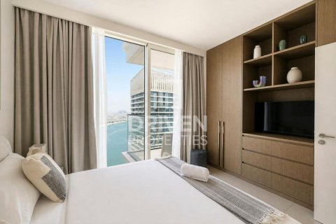 Apartment in Dubai Harbour, Dubai, UAE 3 bedrooms, 152.64 sq.m. № 762574 - photo 11